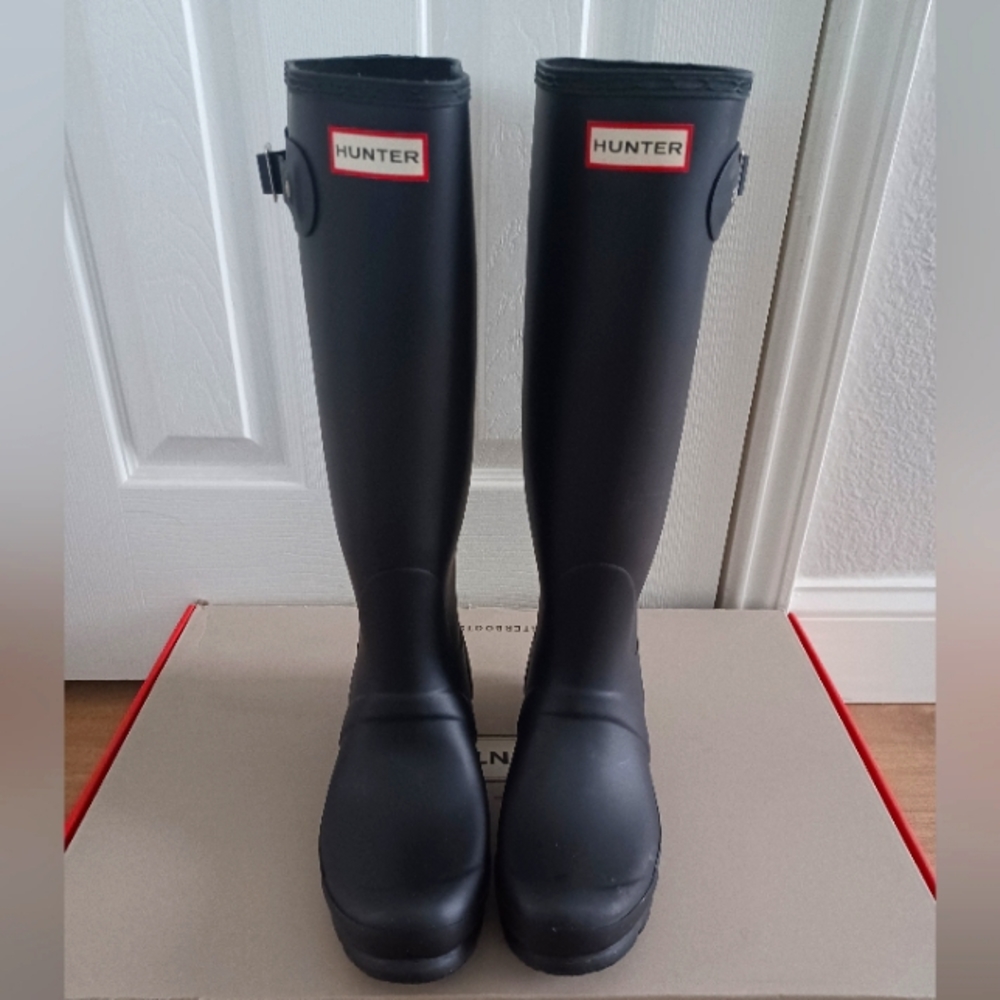 Hunter tall rain boots